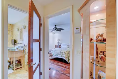 1191 Emerald Drive, Singer Island, FL 33404 - Photo 7