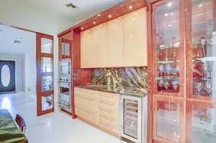 1191 Emerald Ln, Singer Island, FL 33404 - Photo 17