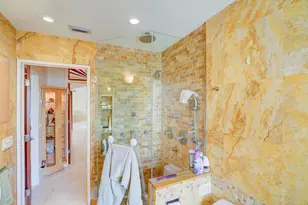 1191 Emerald Ln, Singer Island, FL 33404 - Photo 9