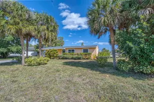 3578 Coconut Rd, Palm Springs, FL 33461 - Photo 15