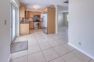 3578 Coconut Rd, Palm Springs, FL 33461 - Photo 3