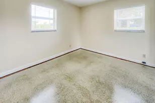 3578 Coconut Rd, Palm Springs, FL 33461 - Photo 11