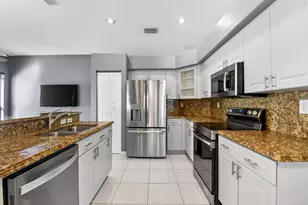 6778 Las Colinas St, Lake Worth, FL 33463 - Photo 9