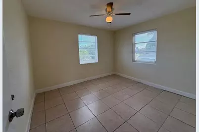 1913 Division Avenue, West Palm Beach, FL 33407 - Photo 21
