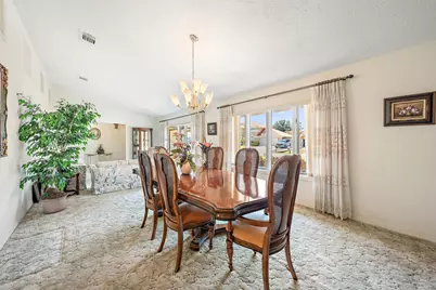 122 N Naranja Avenue, Port Saint Lucie, FL 34983 - Photo 9