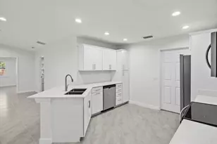 39 Villa Blanca, Fort Pierce, FL 34951 - Photo 9