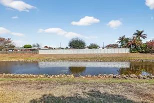 2477 SW Chestnut Ln, Port Saint Lucie, FL 34953 - Photo 35