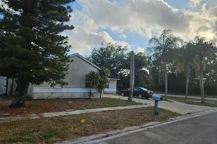 5454 River Plantation Rd, Lake Worth, FL 33463 - Photo 3