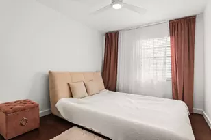 13266 St Tropez Cir, Palm Beach Gardens, FL 33410 - Photo 17