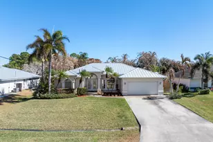 737 SW Dalton Cir, Port Saint Lucie, FL 34953 - Photo 5