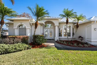 737 SW Dalton Circle, Port Saint Lucie, FL 34953 - Photo 5