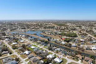 737 SW Dalton Cir, Port Saint Lucie, FL 34953 - Photo 43