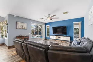 737 SW Dalton Cir, Port Saint Lucie, FL 34953 - Photo 15