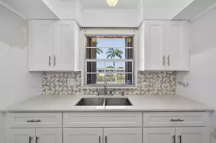 1 Golfs Edge F, West Palm Beach, FL 33417 - Photo 1