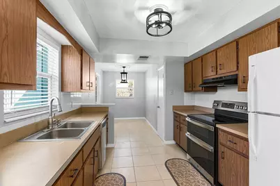 45 1st Court SW, Vero Beach, FL 32962 - Photo 13