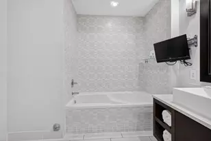 5300 NW 87th Ave, Doral, FL 33178 - Photo 19