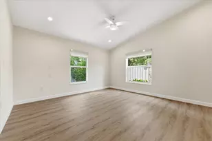 530 NE 3rd Ave, Delray Beach, FL 33444 - Photo 17