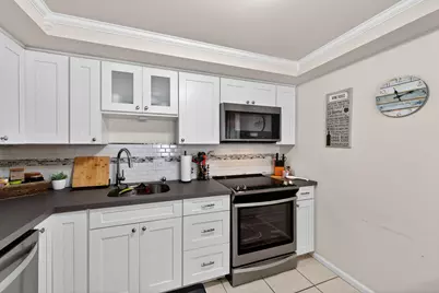 950 S Kanner Highway #603, Stuart, FL 34994 - Photo 9