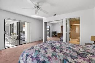 10279 N Circle Lake Dr, Boynton Beach, FL 33437 - Photo 21