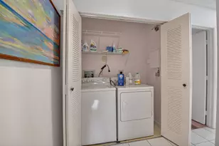 10279 N Circle Lake Dr, Boynton Beach, FL 33437 - Photo 27