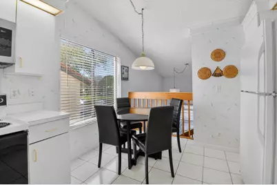 10279 N Circle Lake Drive #202, Boynton Beach, FL 33437 - Photo 17