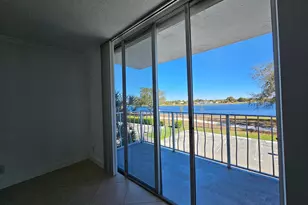 470 Executive Center Dr, West Palm Beach, FL 33401 - Photo 5