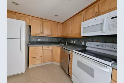 470 Executive Center Drive #2g, West Palm Beach, FL 33401 - Photo 3