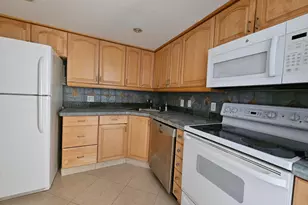 470 Executive Center Dr, West Palm Beach, FL 33401 - Photo 3