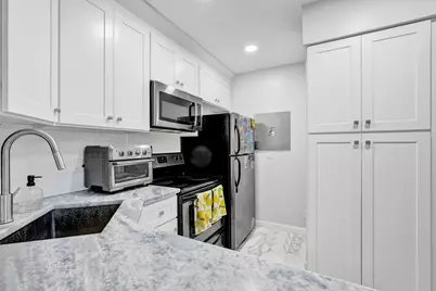 1008 Green Pine Boulevard #D3, West Palm Beach, FL 33409 - Photo 5