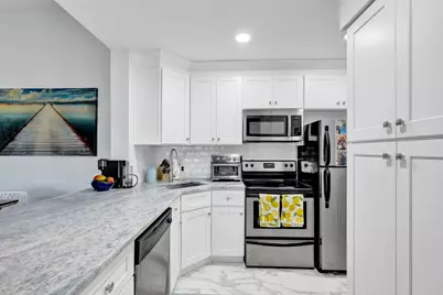 1008 Green Pine Boulevard #D3, West Palm Beach, FL 33409 - Photo 9