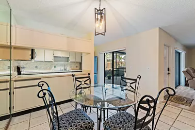 402 SE Castle Court, Port Saint Lucie, FL 34952 - Photo 15