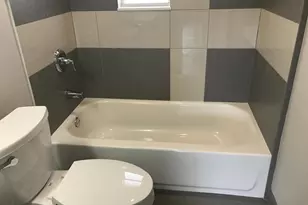 142 SW 8th Ave, Delray Beach, FL 33444 - Photo 11