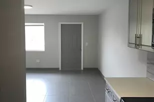 142 SW 8th Ave, Delray Beach, FL 33444 - Photo 5