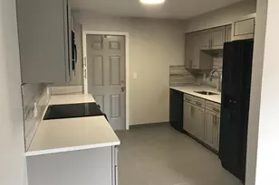 142 SW 8th Ave, Delray Beach, FL 33444 - Photo 1