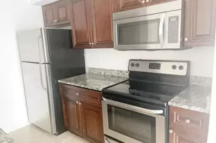 815 W Boynton Beach Blvd, Boynton Beach, FL 33426 - Photo 7