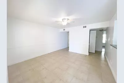 815 W Boynton Beach Boulevard #4-102, Boynton Beach, FL 33426 - Photo 3