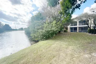 815 W Boynton Beach Blvd, Boynton Beach, FL 33426 - Photo 17