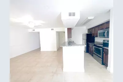 815 W Boynton Beach Boulevard #4-102, Boynton Beach, FL 33426 - Photo 3