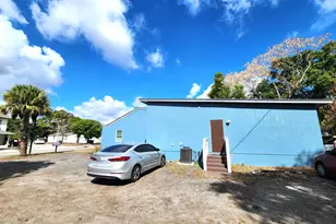 204 N 17th N St, Fort Pierce, FL 34950 - Photo 3