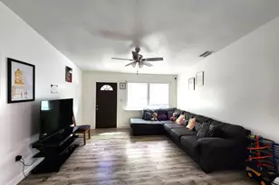 204 N 17th N St, Fort Pierce, FL 34950 - Photo 5