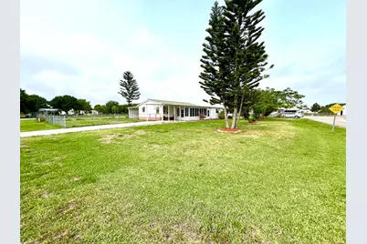 1303 Jordan Loop, Okeechobee, FL 34974 - Photo 3