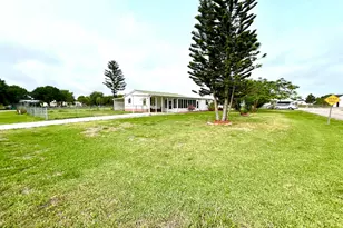 1303 Jordan Loop, Okeechobee, FL 34974 - Photo 3