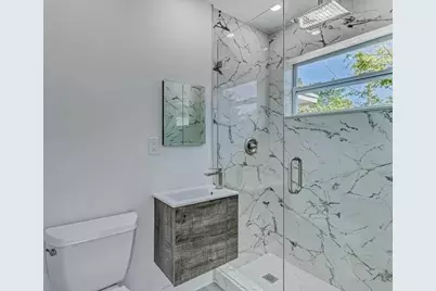 855 Date Palm Drive, Lake Park, FL 33403 - Photo 7