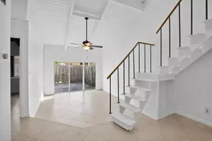 8042 SW 21st Pl, Davie, FL 33324 - Photo 5