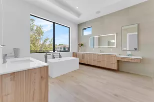 239 NE 11th St, Delray Beach, FL 33444 - Photo 17