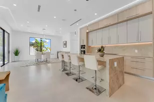 239 NE 11th St, Delray Beach, FL 33444 - Photo 9