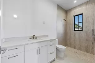 2442 Bay Cir, Palm Beach Gardens, FL 33410 - Photo 25