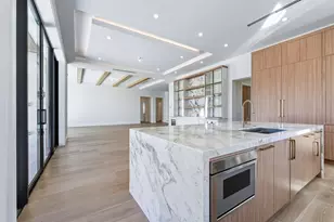 2442 Bay Cir, Palm Beach Gardens, FL 33410 - Photo 17