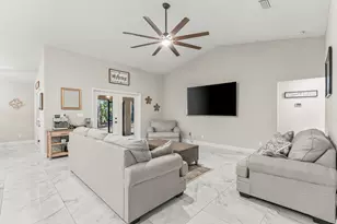 16855 80th St, The Acreage, FL 33470 - Photo 11