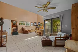 2537 Bedford Mews Dr, Wellington, FL 33414 - Photo 5